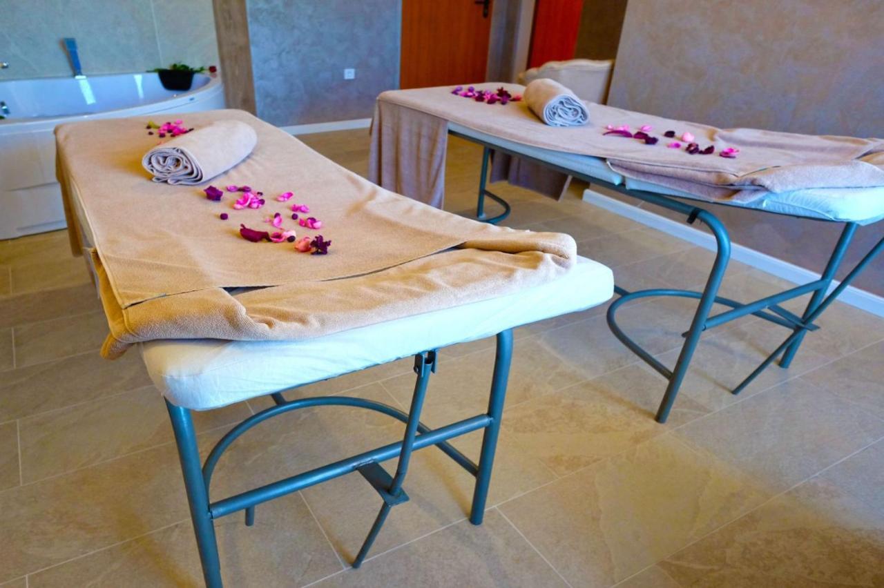 Paradise Hotel & Relax Center ポモリエ エクステリア 写真