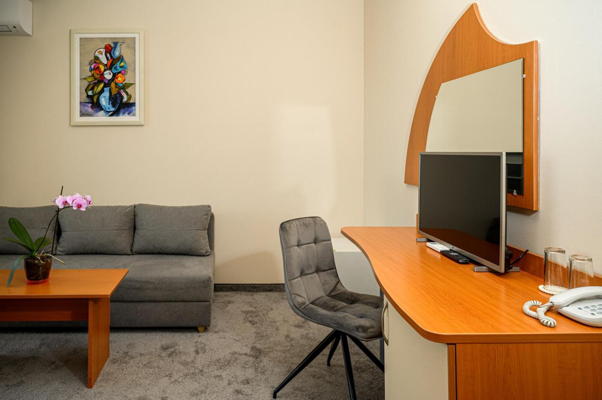 Paradise Hotel & Relax Center ポモリエ エクステリア 写真