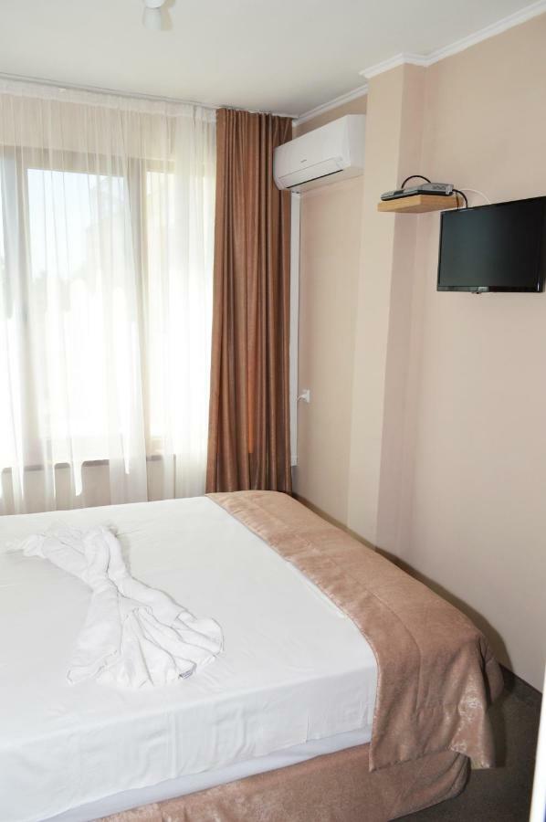 Paradise Hotel & Relax Center ポモリエ エクステリア 写真